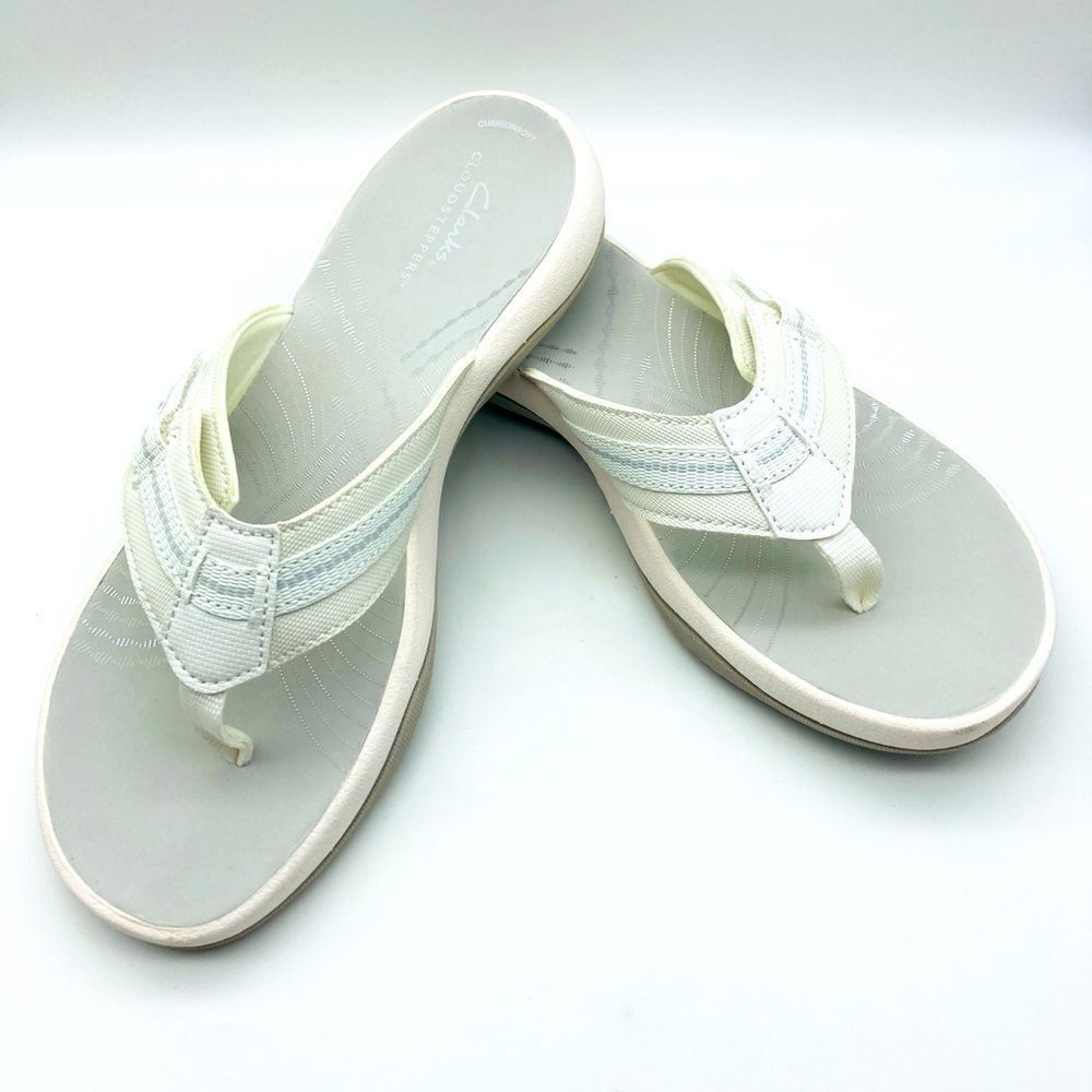 NWT Clarks Breeze Sea Cloudsteppers Sandals 9M
